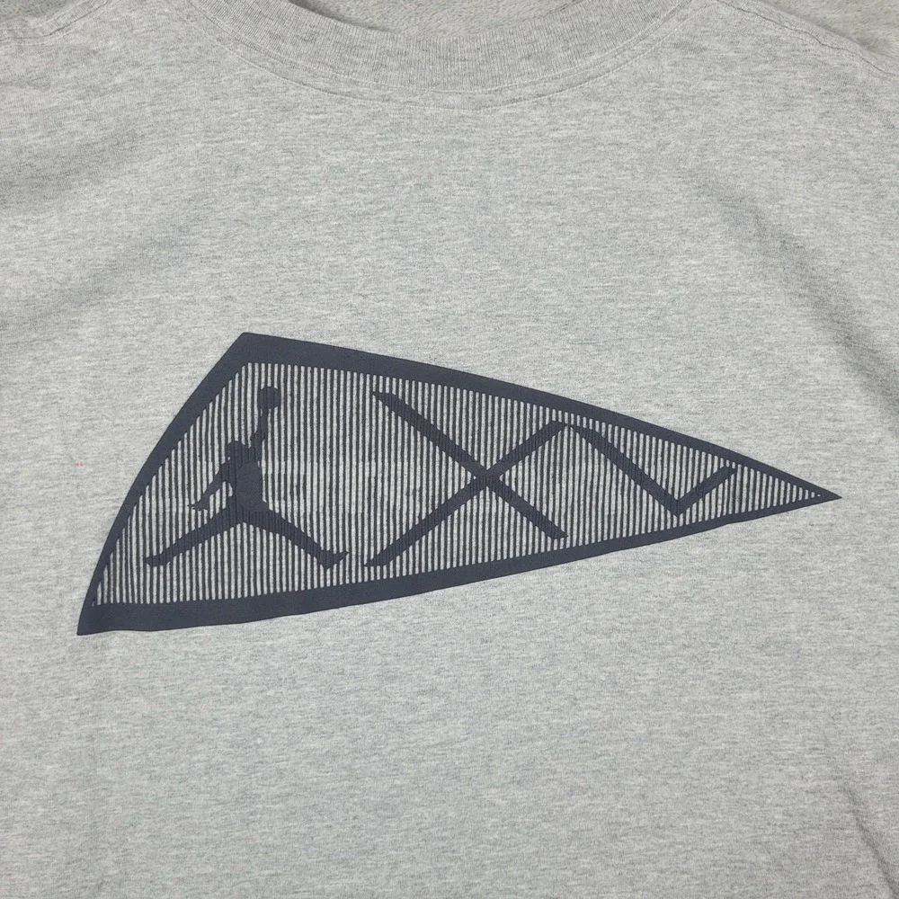 Vintage Air Jordan Sleeveless Shirt Men XL Gray Air Jordan XV 15 Graphic T-Shirt